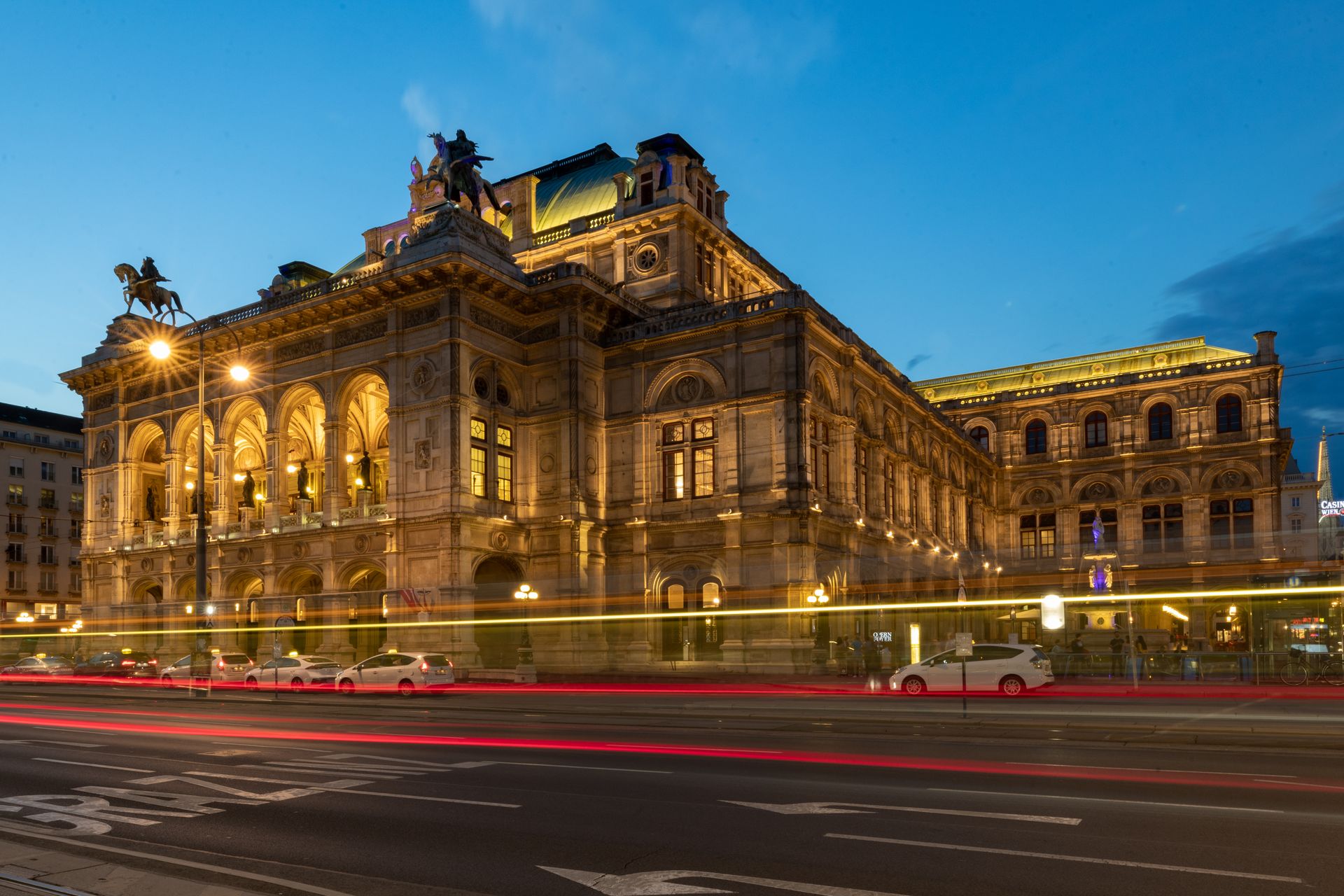 Wiener Staatsoper: Stehplatz, Führung und Tickets – so kommst du günstig in die Oper